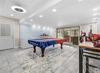 208 Trailwood Ln, Wake Village, TX 75501