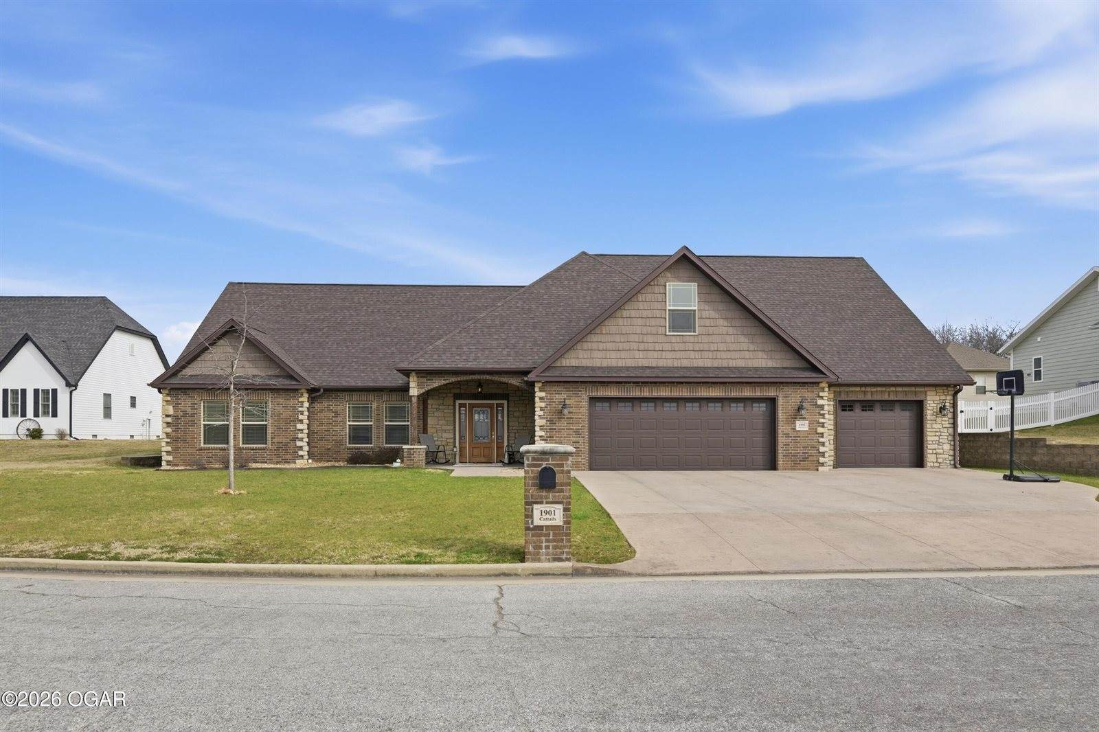 1901 Cattails Drive, Joplin, MO 64801