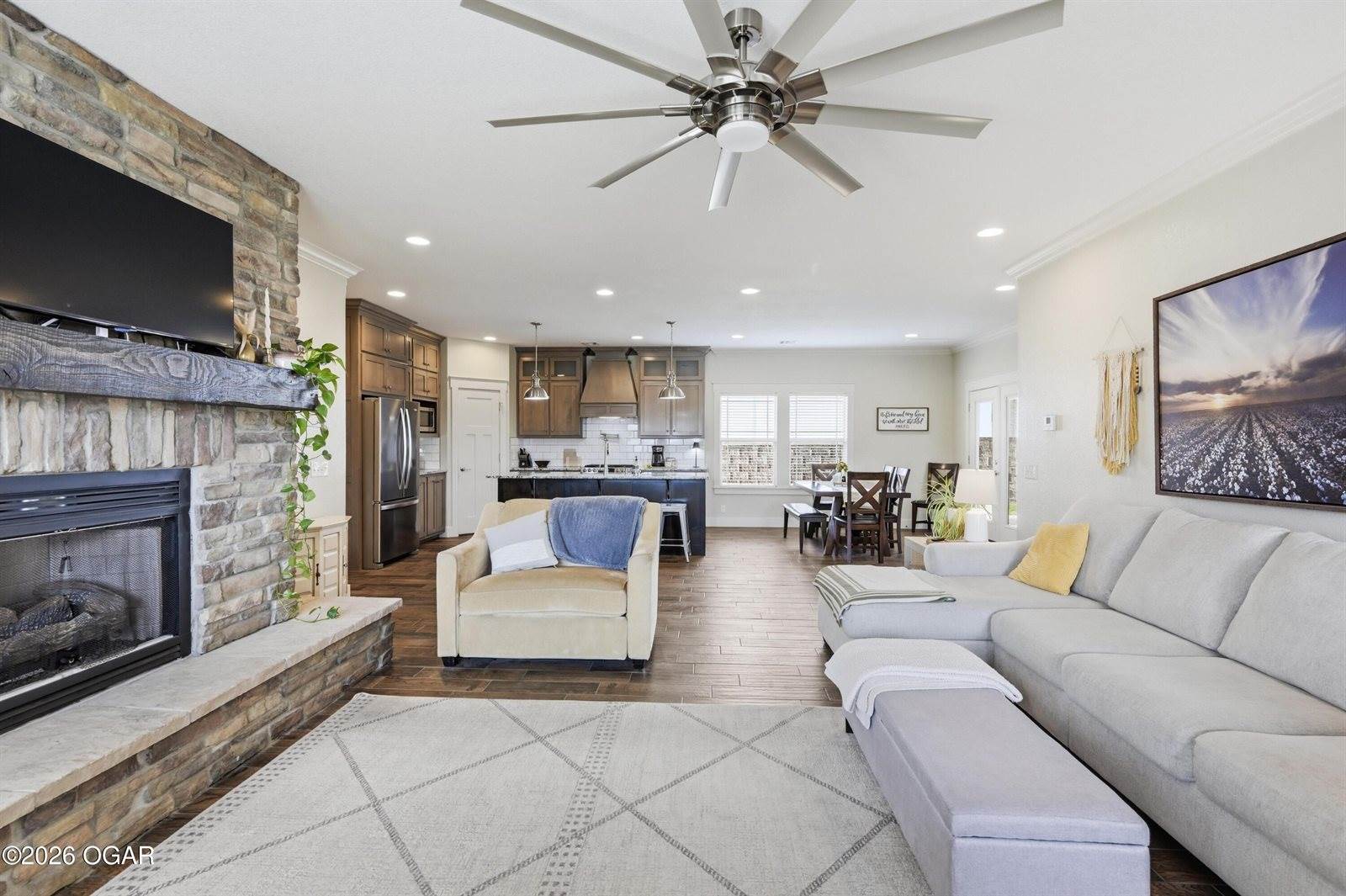 1901 Cattails Drive, Joplin, MO 64801