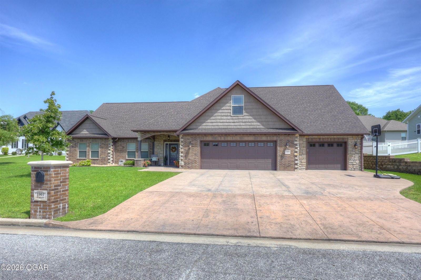 1901 Cattails Drive, Joplin, MO 64801
