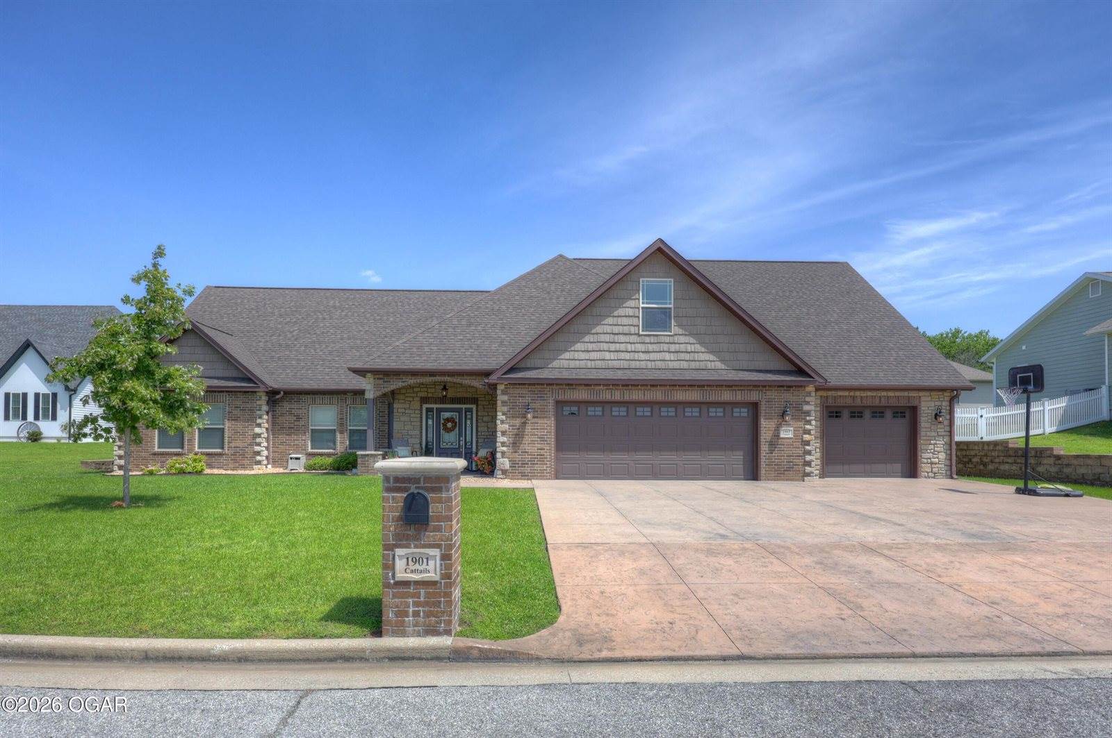 1901 Cattails Drive, Joplin, MO 64801