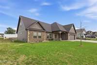 1901 Cattails Drive, Joplin, MO 64801