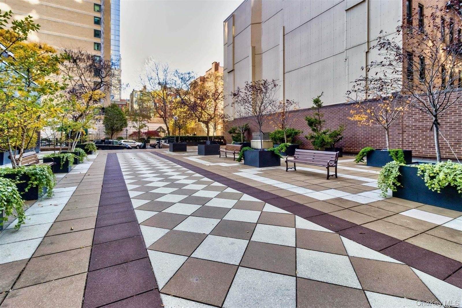 345 East 93rd Street, #14J, New York, NY 10128