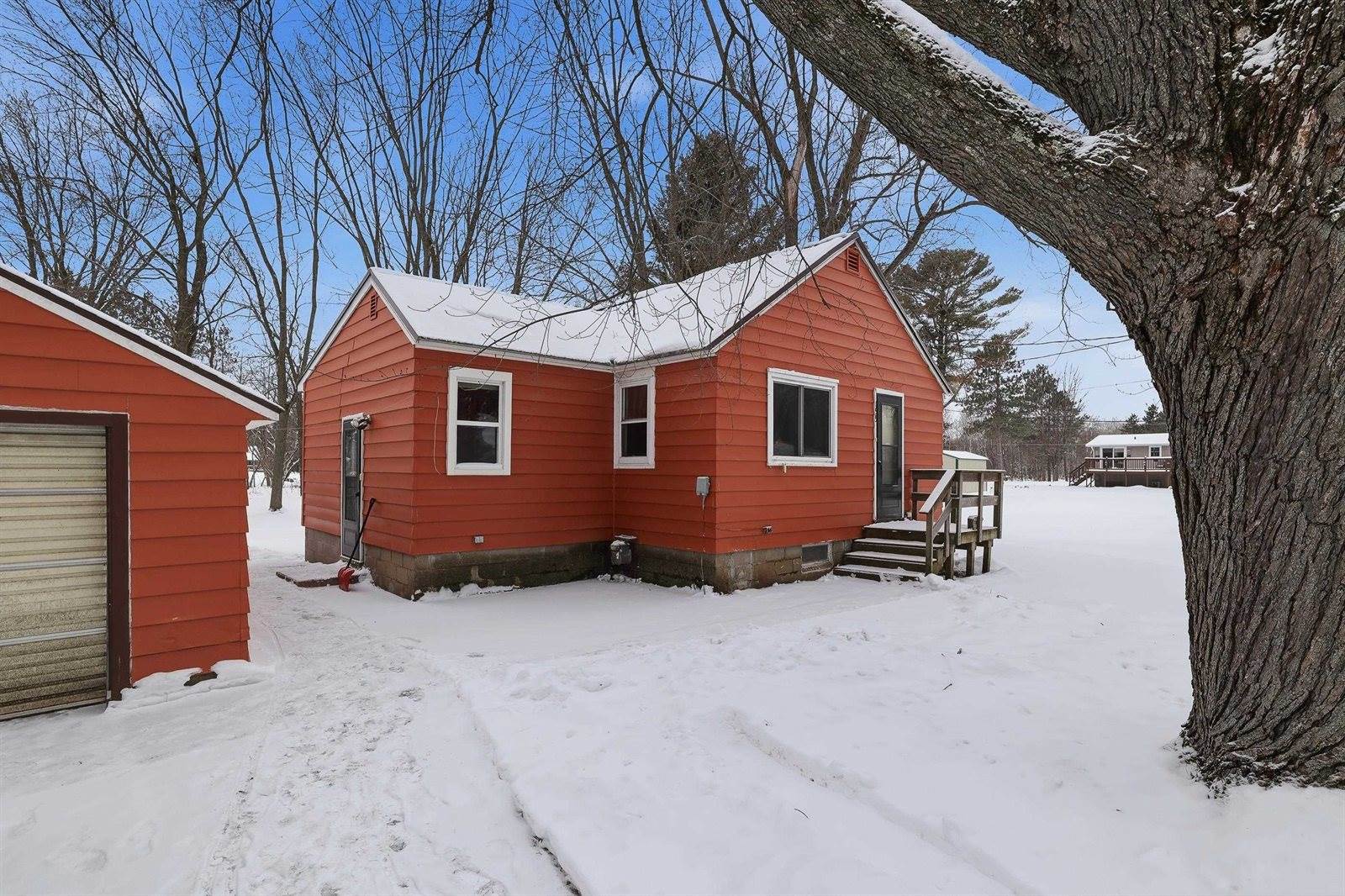 155 Glendale Lane, Nekoosa, WI 54457