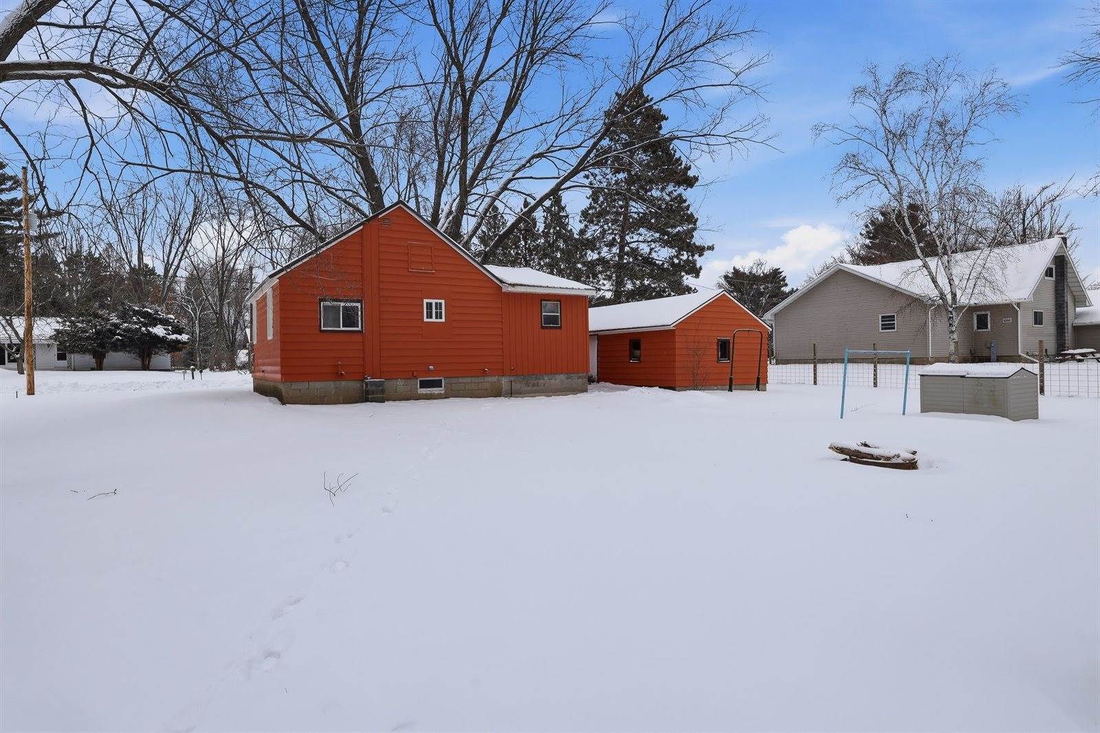 155 Glendale Lane, Nekoosa, WI 54457