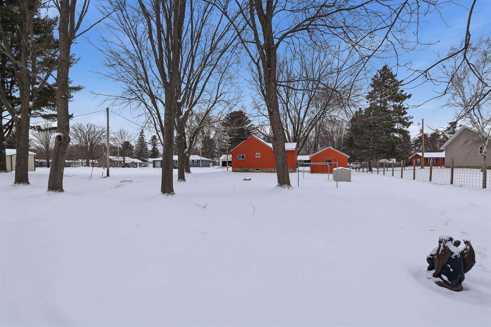 155 Glendale Lane, Nekoosa, WI 54457