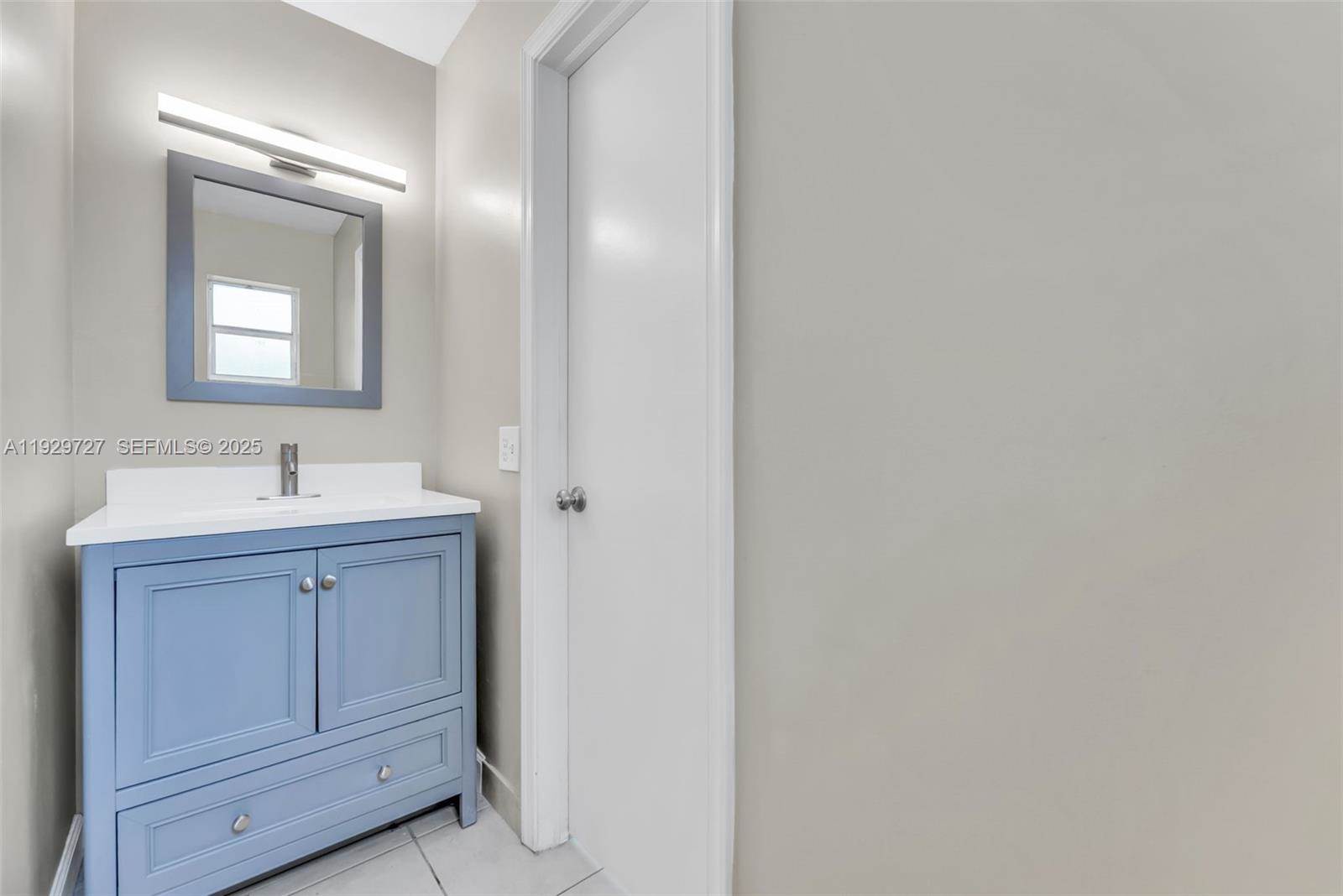 2945 NW 68th St, Fort Lauderdale, FL 33309