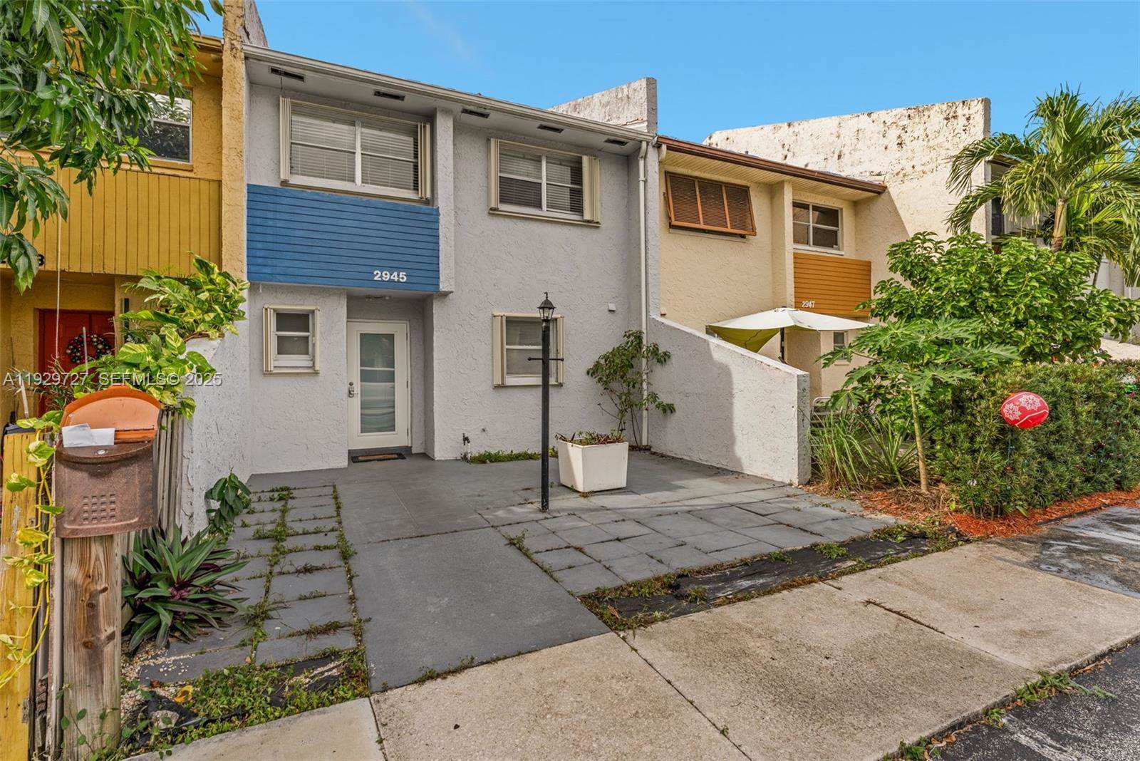 2945 NW 68th St, Fort Lauderdale, FL 33309