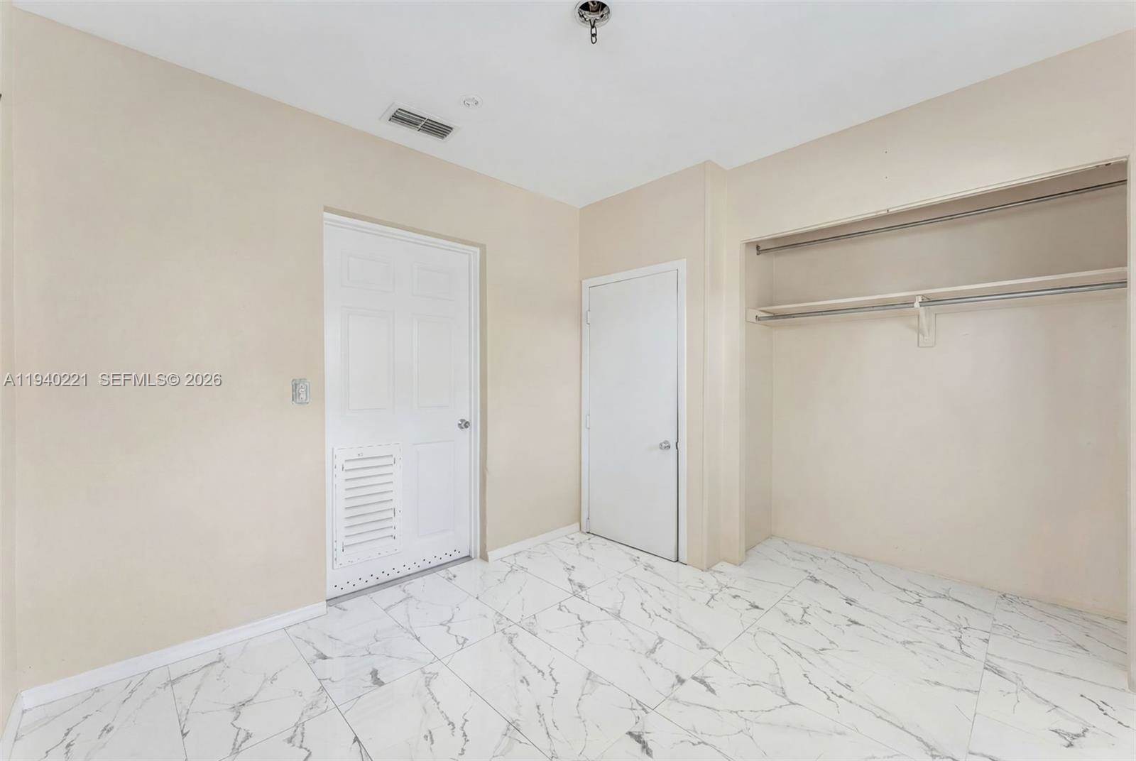 660 NE 59th Ct, Oakland Park, FL 33334