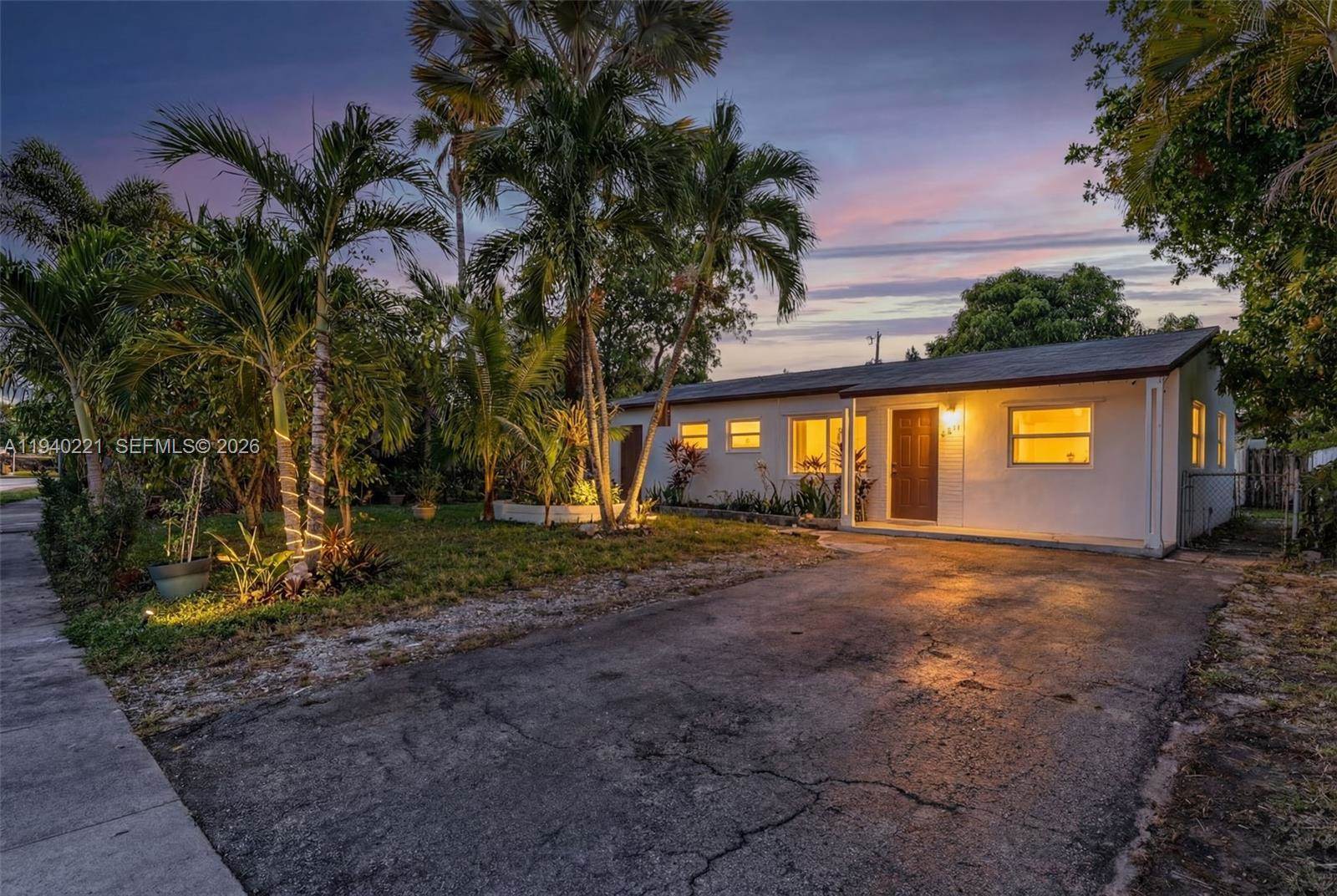 660 NE 59th Ct, Oakland Park, FL 33334