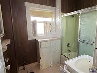 1533 SW High AVE, Topeka, KS 66604