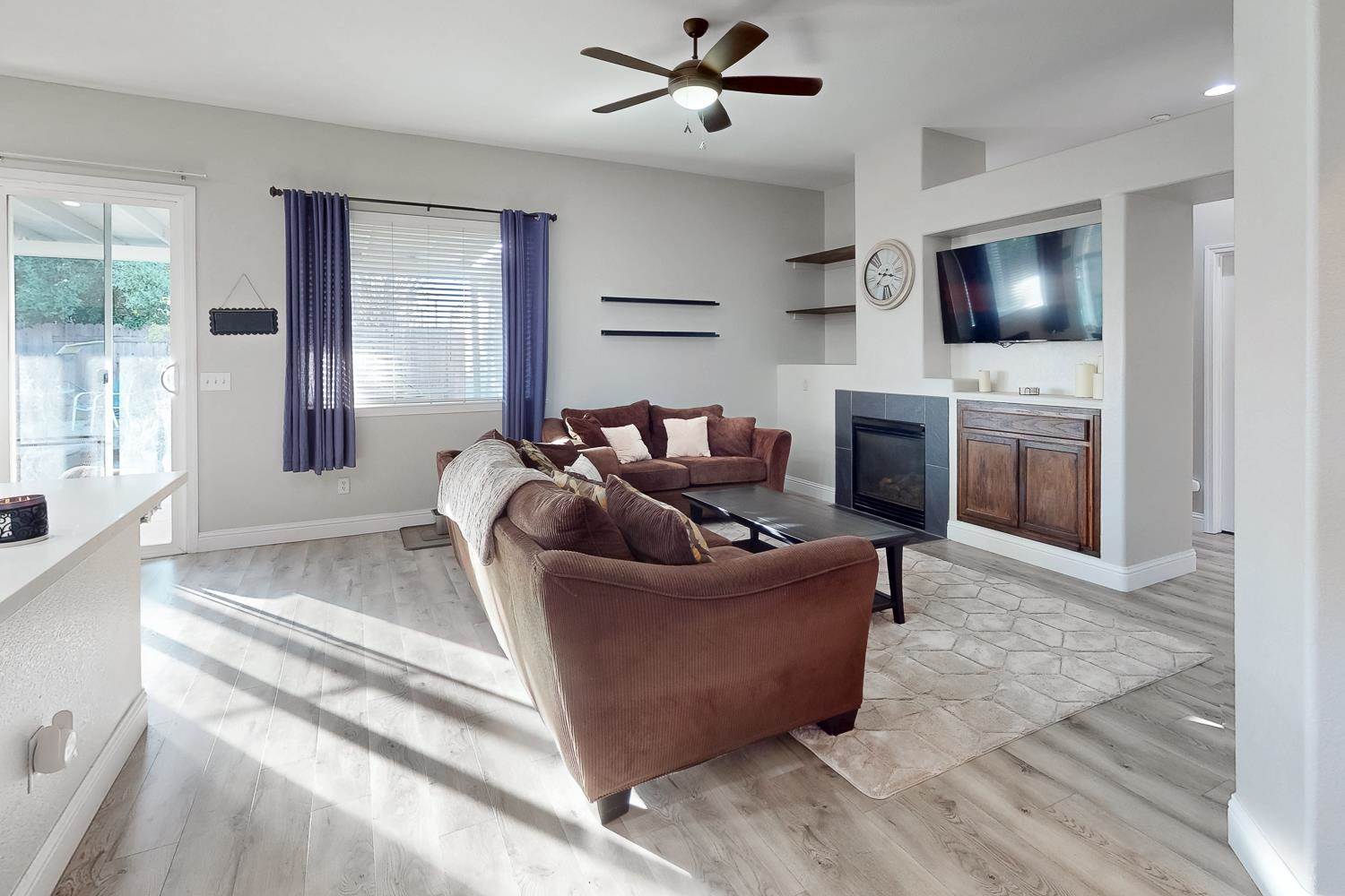 606 Nightingale Way, Wheatland, CA 95692