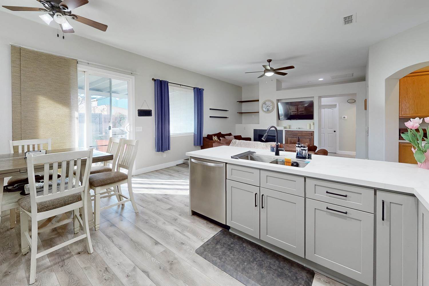 606 Nightingale Way, Wheatland, CA 95692