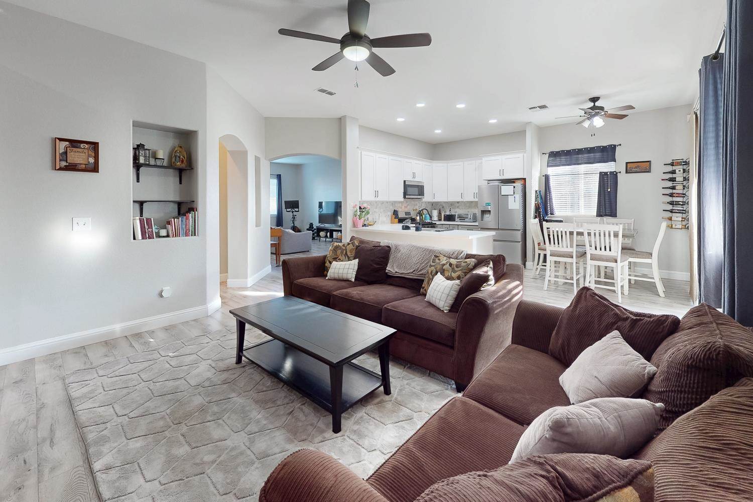 606 Nightingale Way, Wheatland, CA 95692