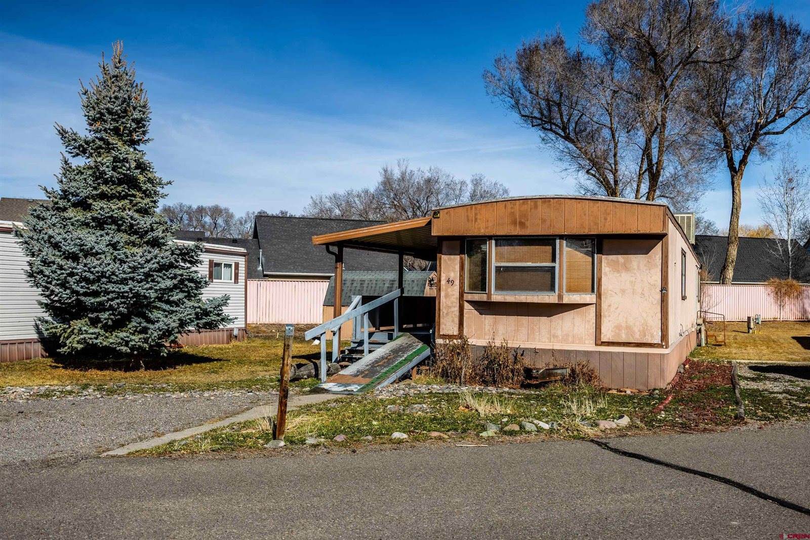 383 S Hillcrest Drive, Montrose, CO 81401