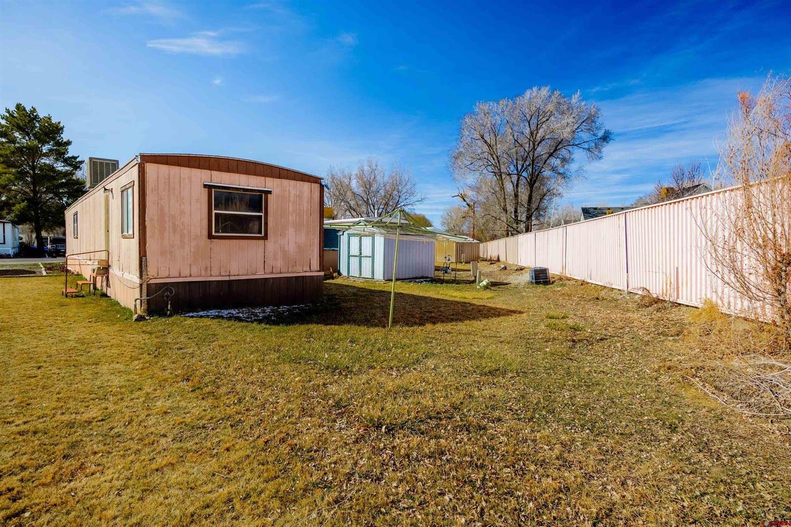 383 S Hillcrest Drive, Montrose, CO 81401