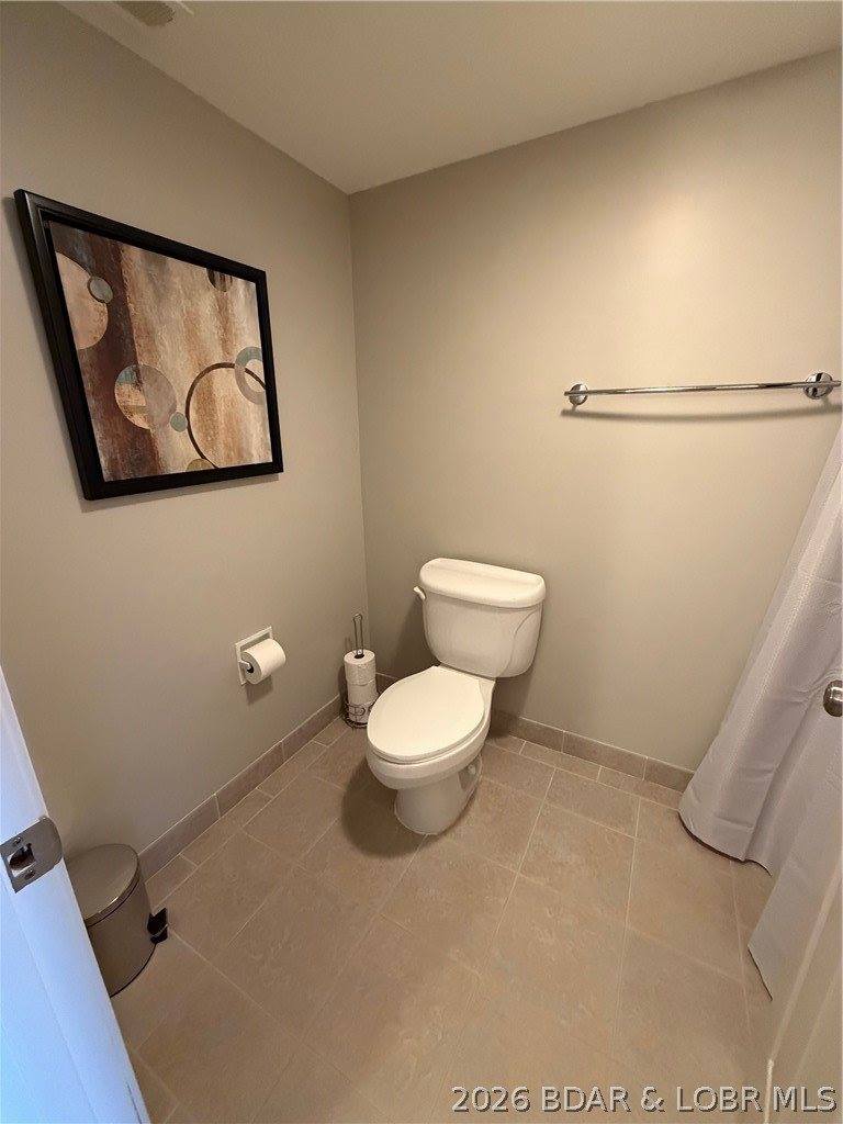 421 Staniel Cay Drive, Osage Beach, MO 65065