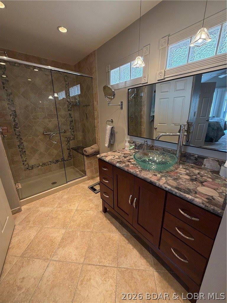 421 Staniel Cay Drive, Osage Beach, MO 65065