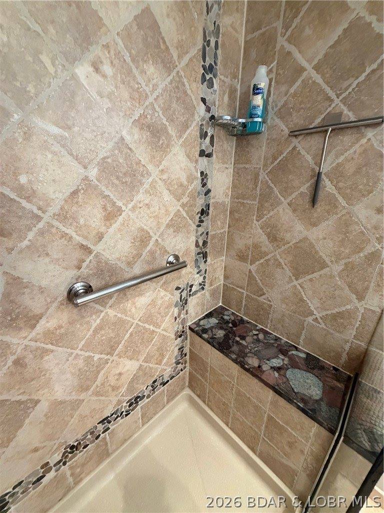 421 Staniel Cay Drive, Osage Beach, MO 65065