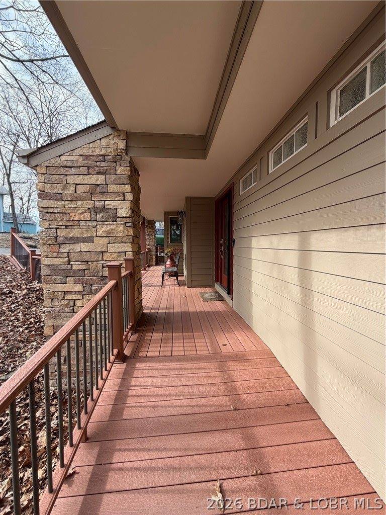 421 Staniel Cay Drive, Osage Beach, MO 65065