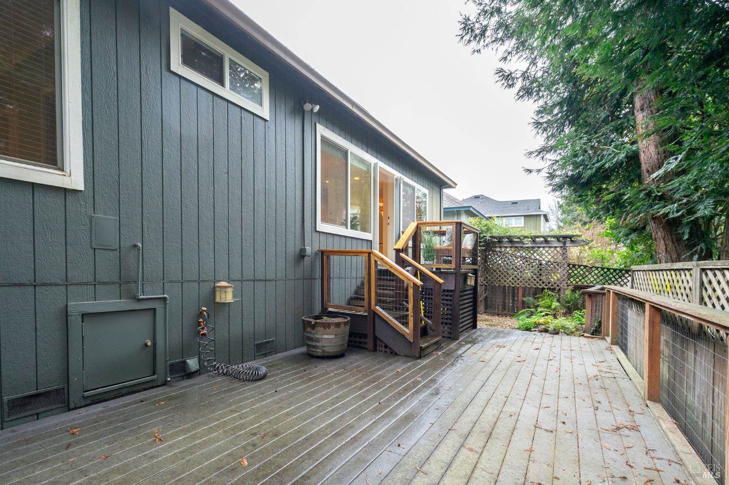 2382 Laylani Court, Santa Rosa, CA 95403