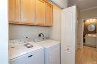 2382 Laylani Court, Santa Rosa, CA 95403