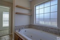 517 Northwest Dr, Wake Village, TX 75501