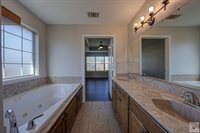 517 Northwest Dr, Wake Village, TX 75501