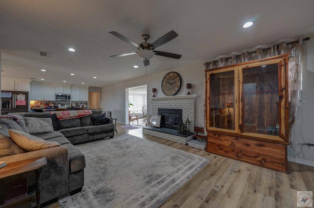 114 South Johnson, DeKalb, TX 75559