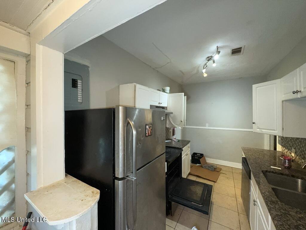 433 East Ridgeway Street, Jackson, MS 39206