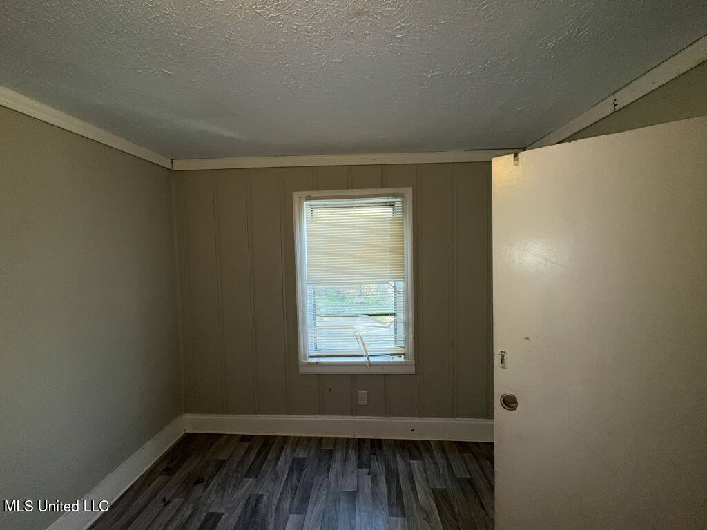 433 East Ridgeway Street, Jackson, MS 39206