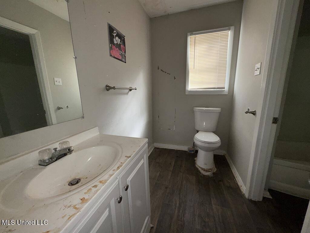 921 Westway Street, Jackson, MS 39212