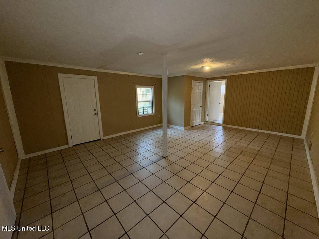 2704 Shannon Street, Jackson, MS 39212