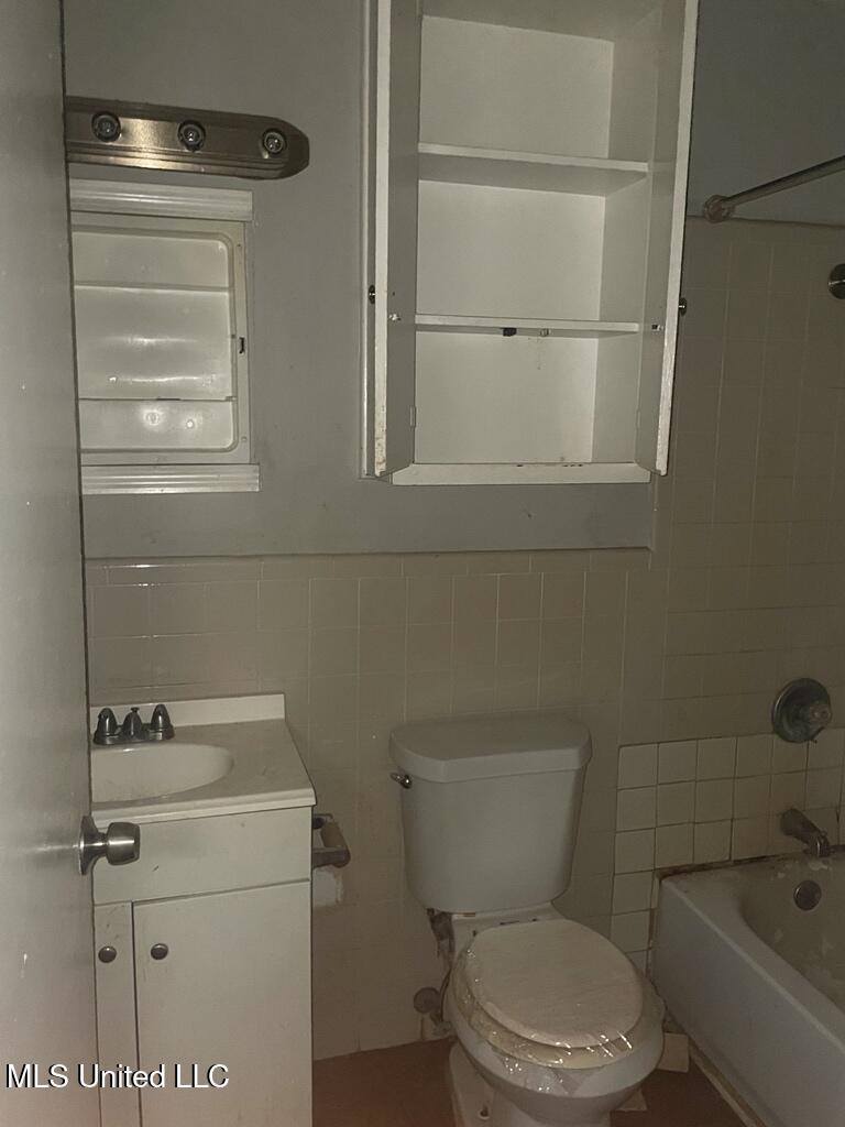 3310 Oakview Drive, Jackson, MS 39212