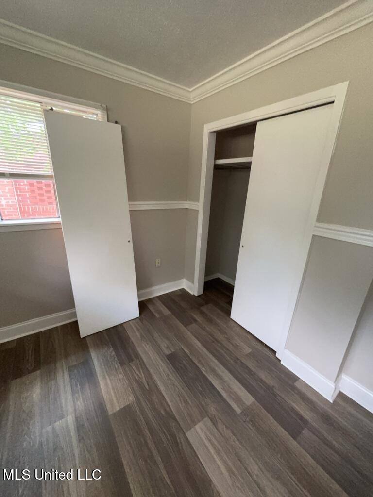 3323 Longwood Drive, Jackson, MS 39212