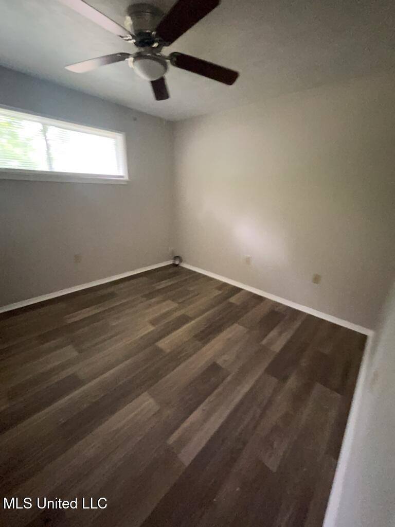 3323 Longwood Drive, Jackson, MS 39212