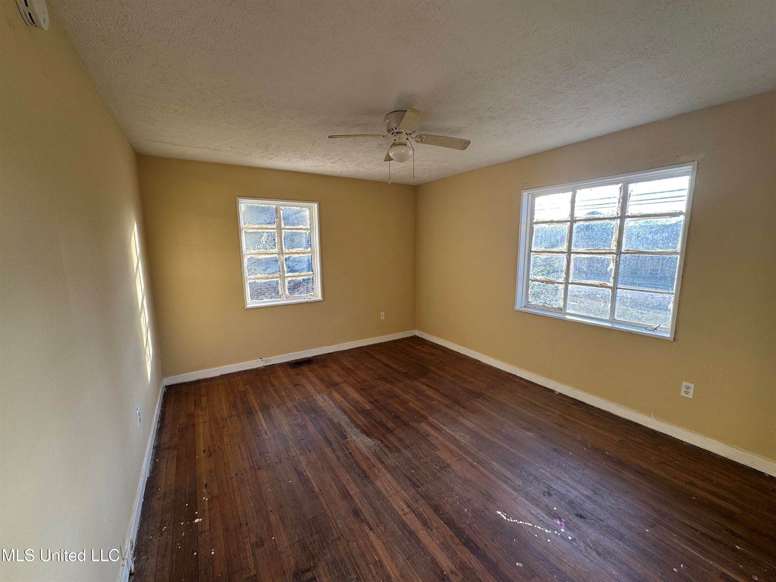 2862 Oak Forest Drive, Jackson, MS 39212