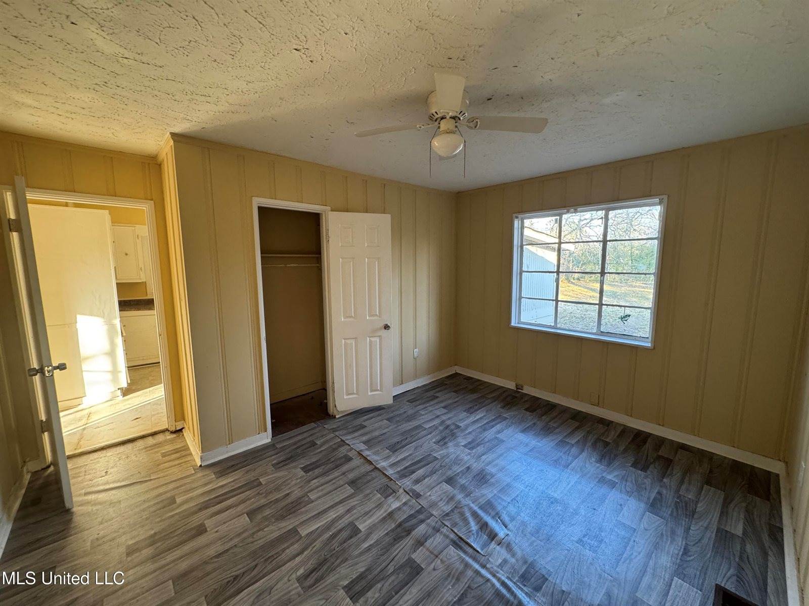 2862 Oak Forest Drive, Jackson, MS 39212