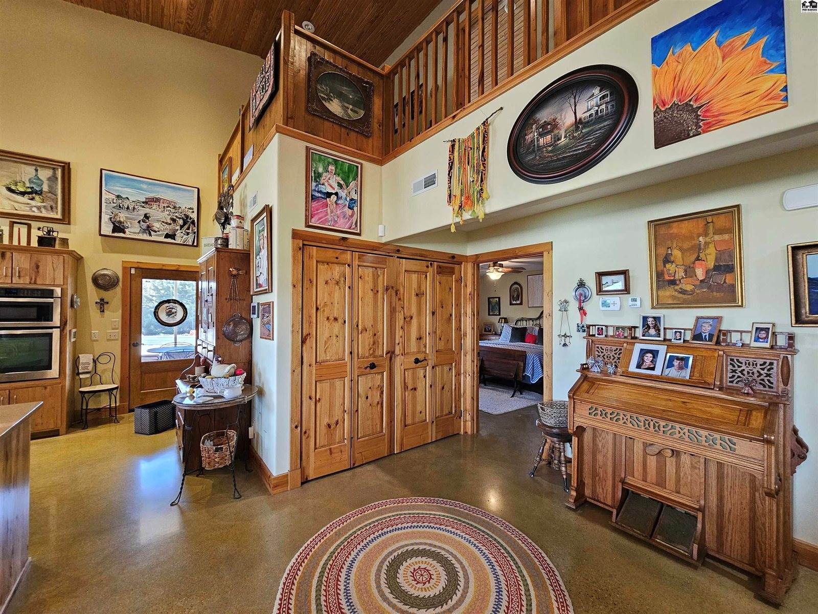 2887 Palomino Trl, Lindsborg, KS 67456