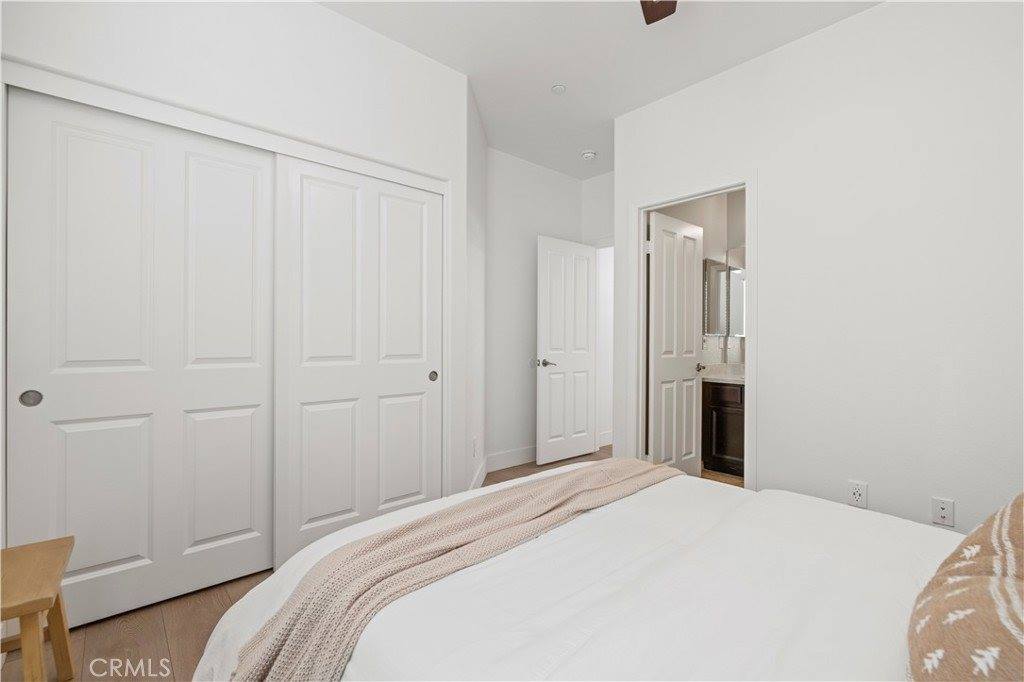 28384 Vista Del Rio, Valencia, CA 91354