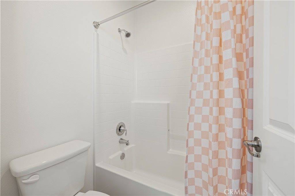 28384 Vista Del Rio, Valencia, CA 91354