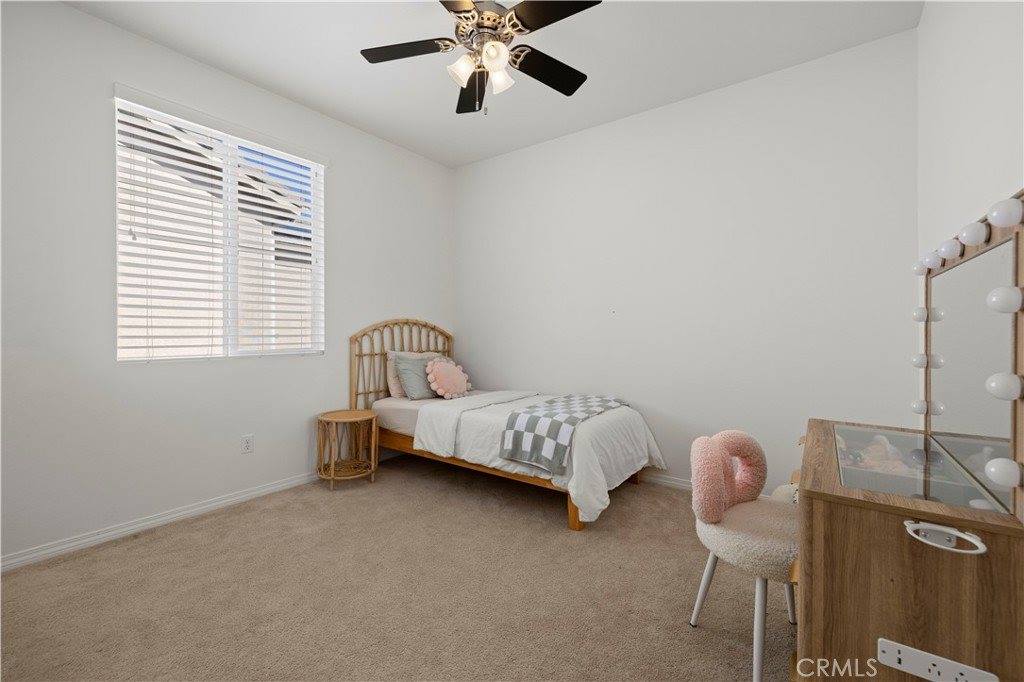 28384 Vista Del Rio, Valencia, CA 91354