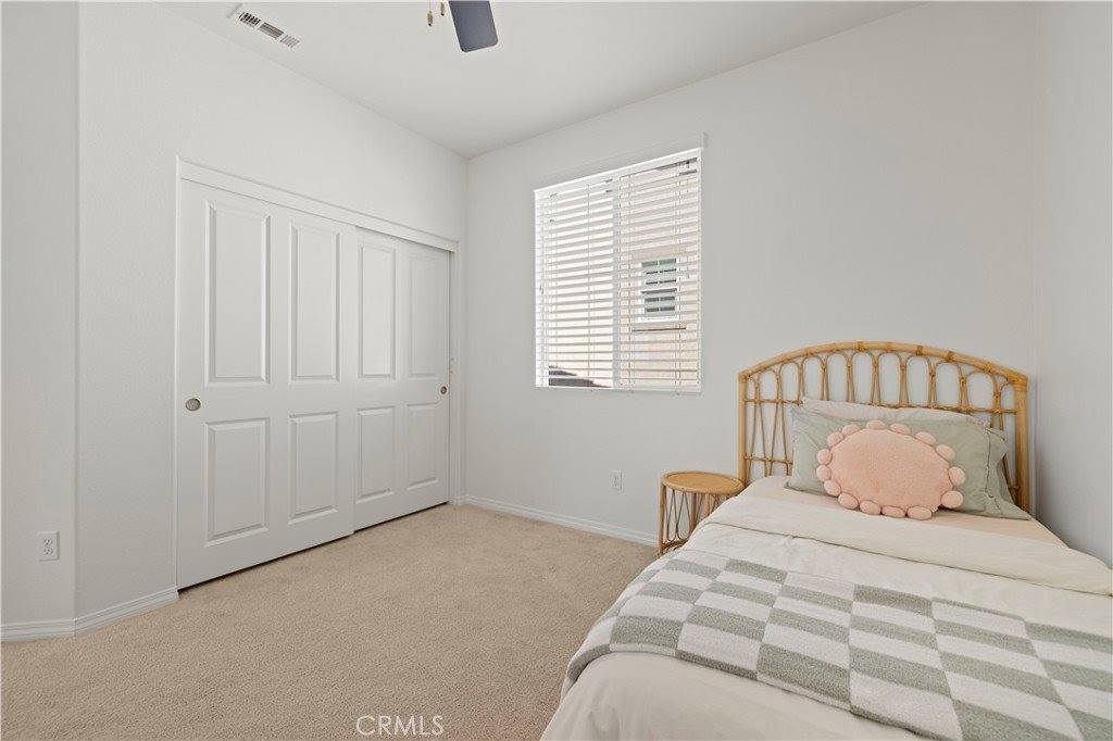 28384 Vista Del Rio, Valencia, CA 91354