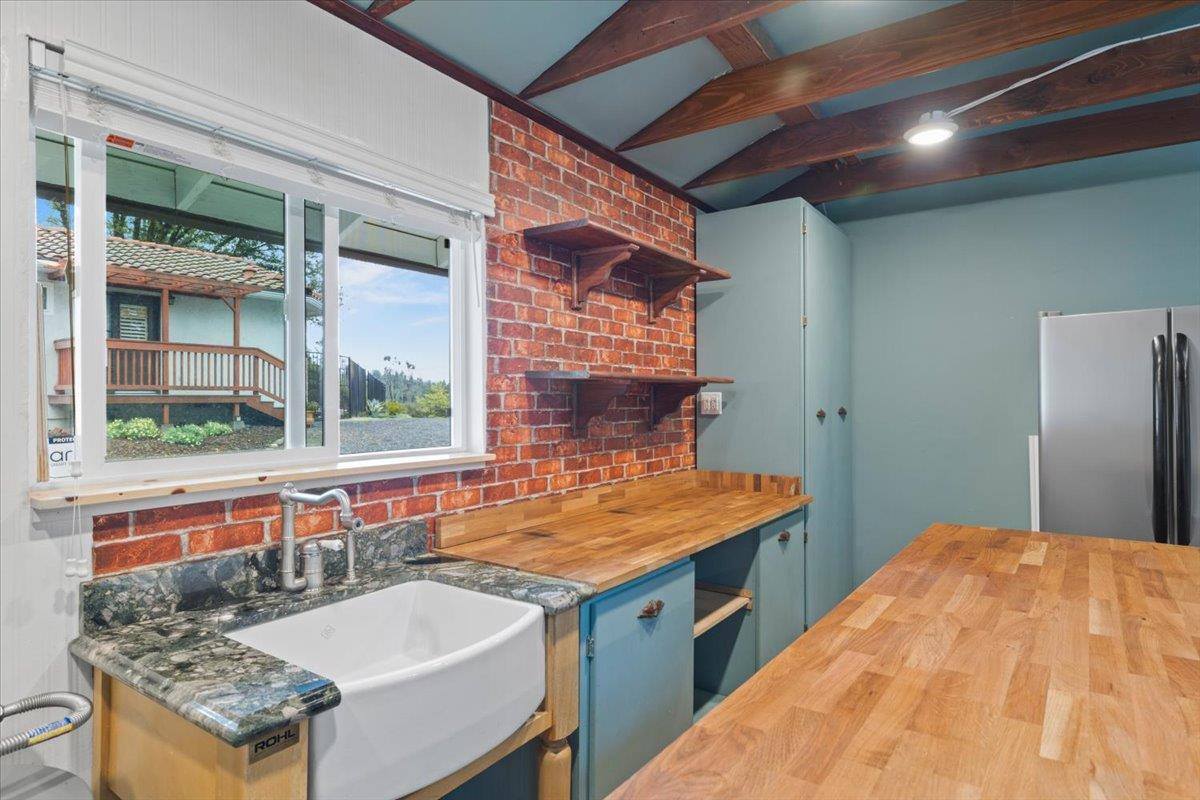 780 Boole Road, Applegate, CA 95703