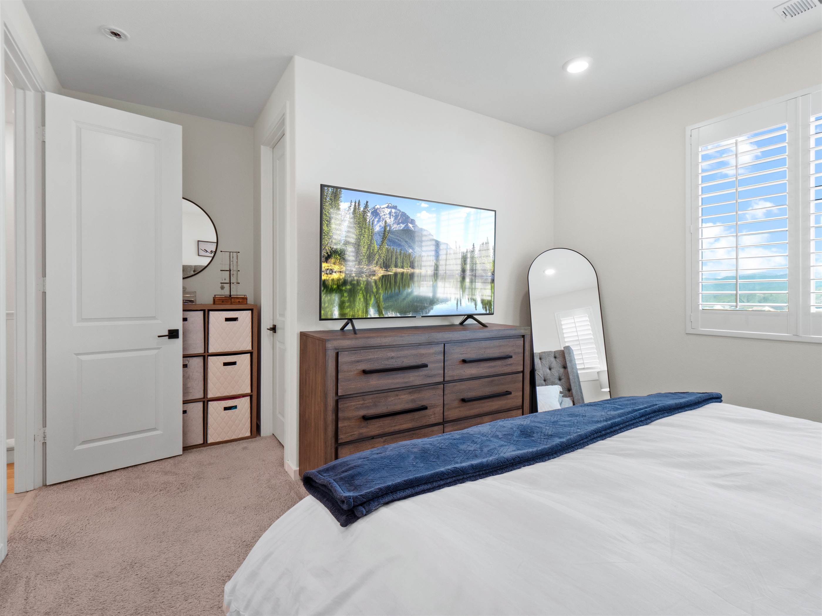 27129 Valley Oak, Valencia, CA 91381