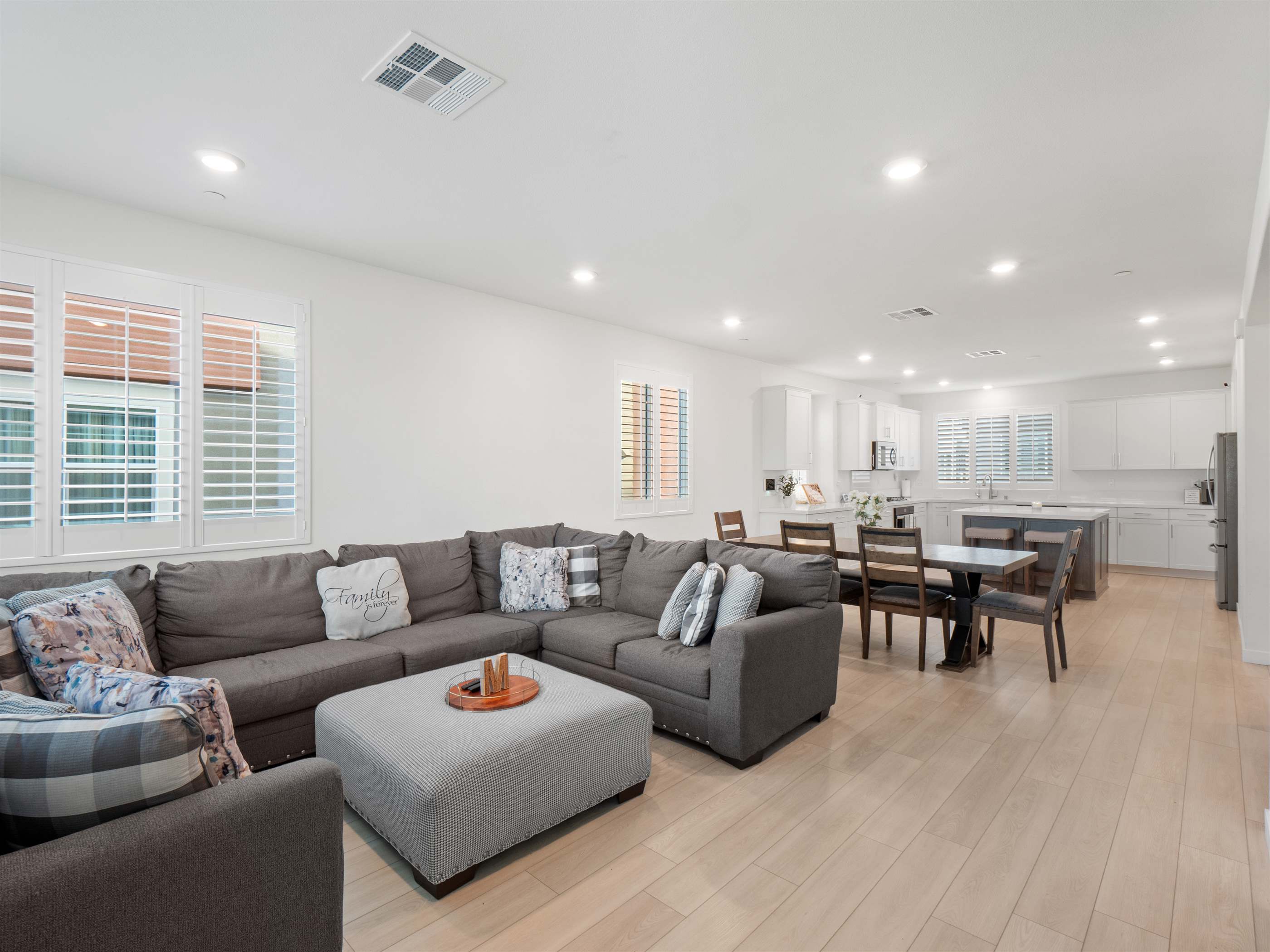 27129 Valley Oak, Valencia, CA 91381