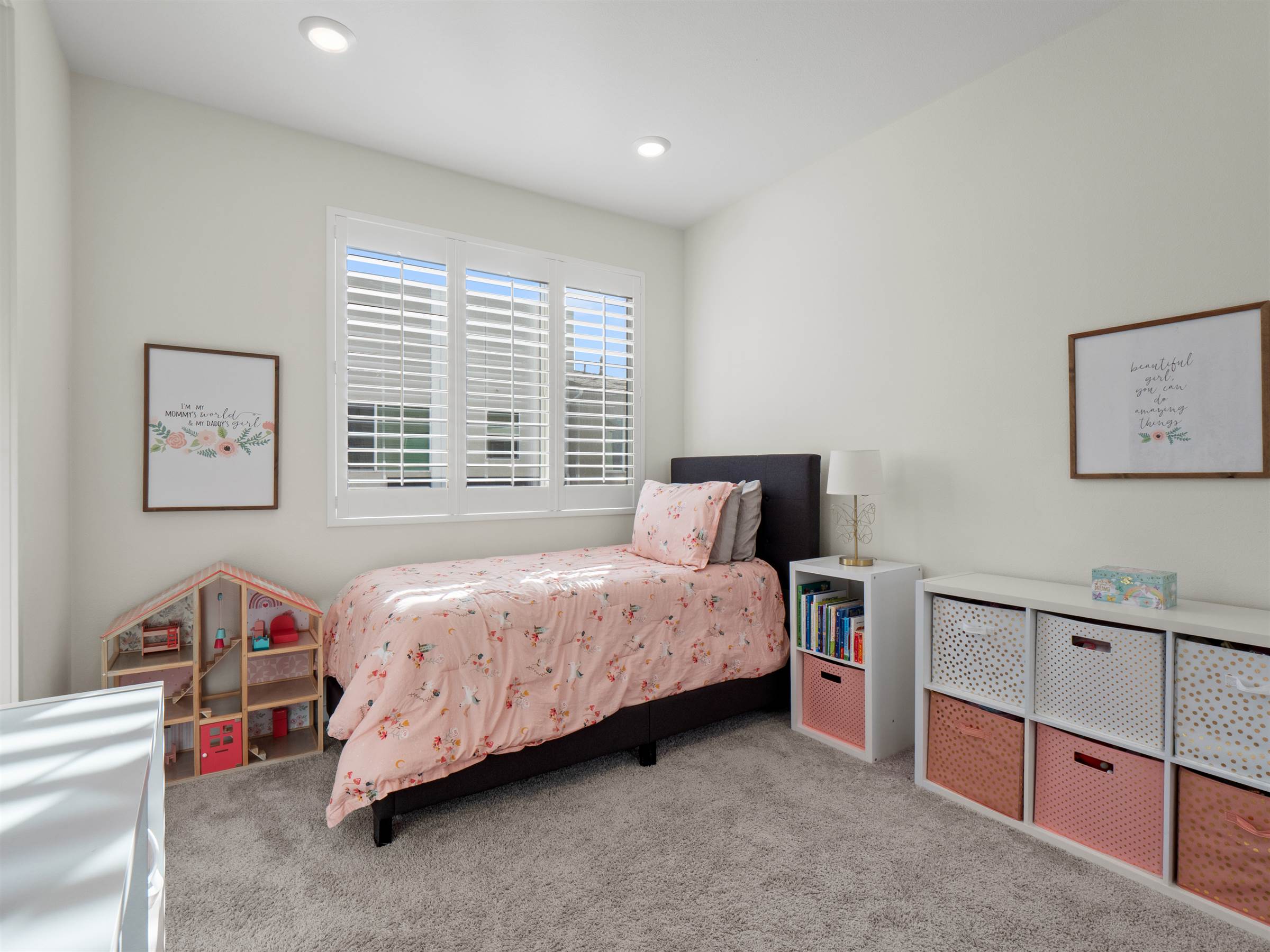27129 Valley Oak, Valencia, CA 91381