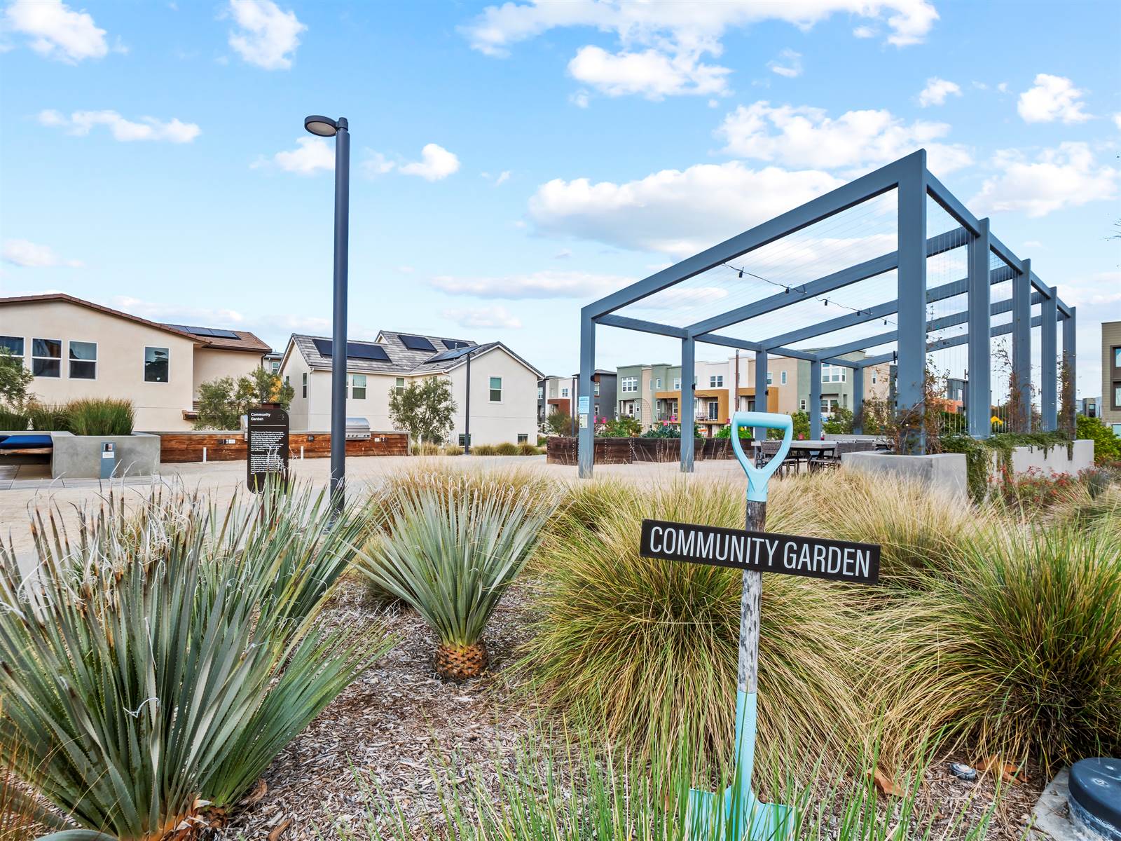 27129 Valley Oak, Valencia, CA 91381