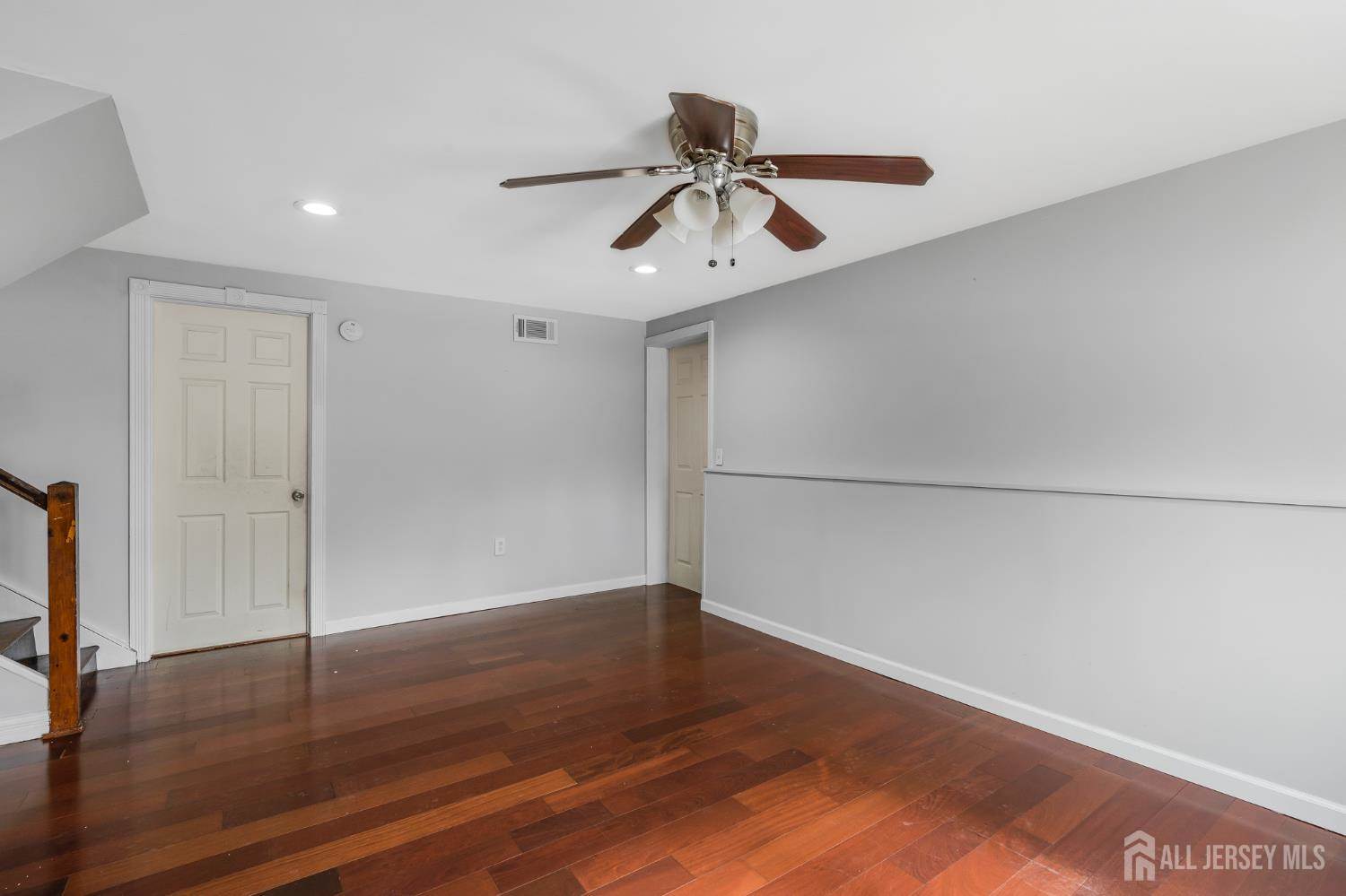 325 Colonia Boulevard, Colonia, NJ 07067