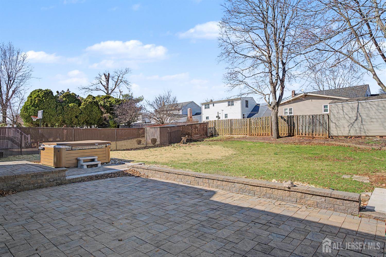 325 Colonia Boulevard, Colonia, NJ 07067